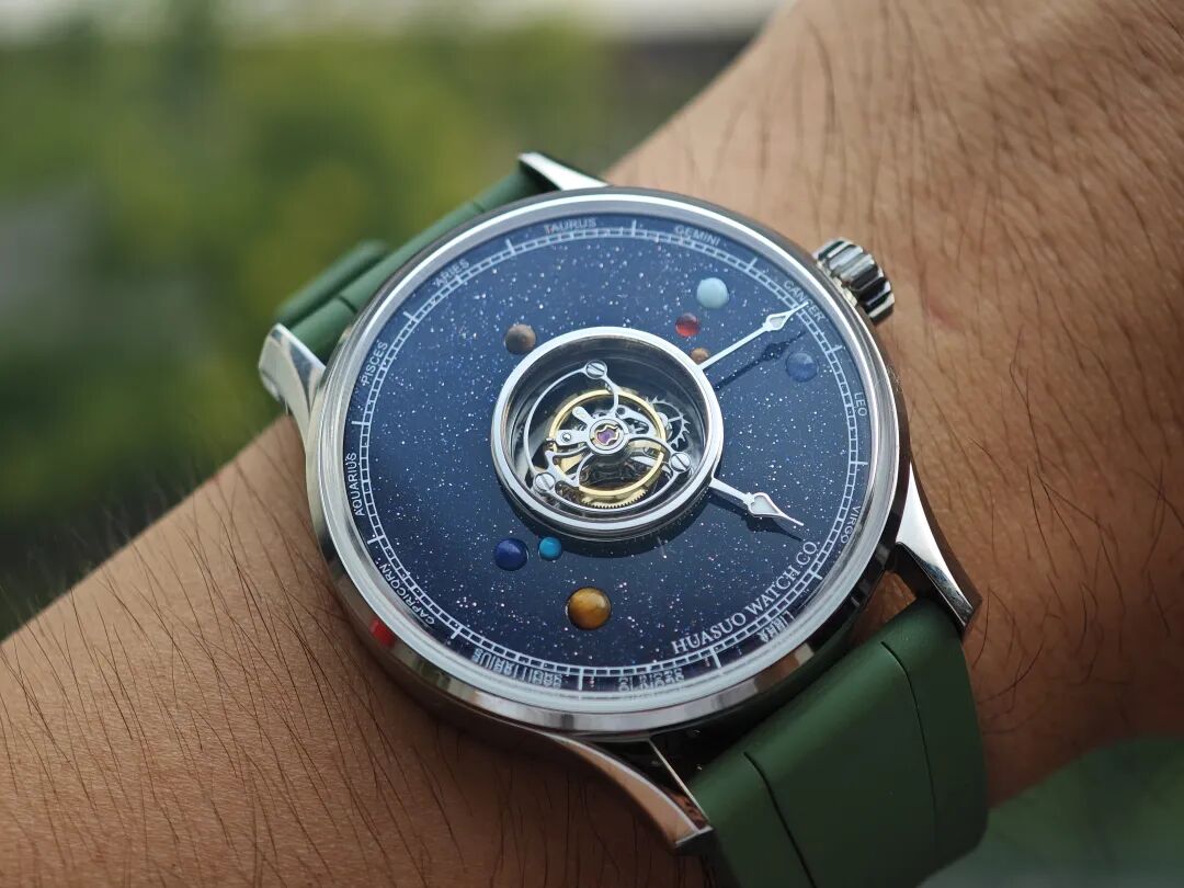 The HUASUO Celestial Watch: Our Solar System, Masterfully Engineered for Your Wrist